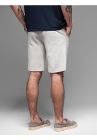 Ombre Clothing - Krótkie spodenki męskie SLIM FIT z melanżowej strukturalnej dzianiny – jasnoszare V5. Kolor: szary. Materiał: dzianina. Długość: krótkie. Wzór: melanż. Styl: wakacyjny #7