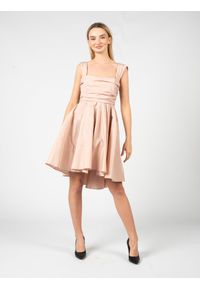 Pinko Sukienka "Virgilia" | 101938 A16A | Kobieta | Różowy. Kolor: różowy. Materiał: poliester. Typ sukienki: asymetryczne. Styl: elegancki, wizytowy. Długość: mini
