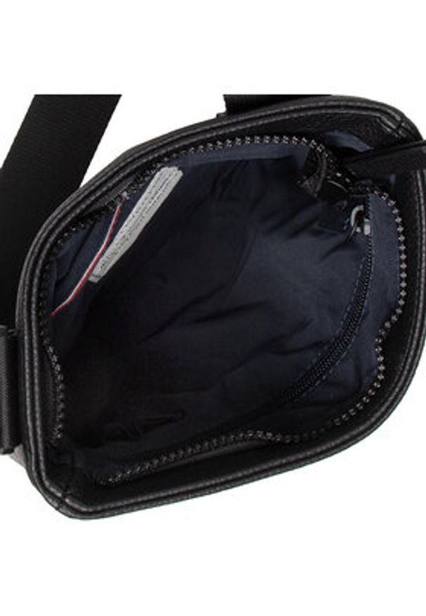 TOMMY HILFIGER - Tommy Hilfiger Saszetka Essential Pu Crossover AM0AM09506 Czarny. Kolor: czarny. Materiał: skóra