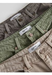 Reserved - Jeansy wide leg cargo - jasnozielony. Kolor: zielony