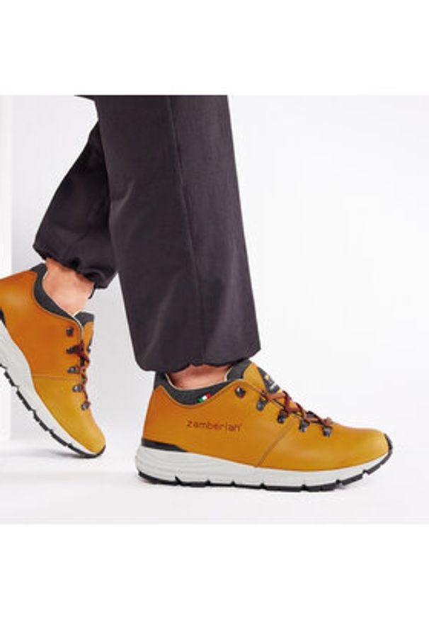 Zamberlan Trekkingi 323 Cornell Low Żółty. Kolor: żółty. Materiał: skóra. Sport: turystyka piesza