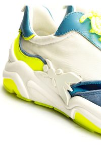 Patrizia Pepe Sneakersy | 2V9651 A6Q4 | Kobieta | Biały, Niebieski. Kolor: niebieski, biały, wielokolorowy. Materiał: materiał, skóra. Wzór: aplikacja #2