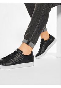 EA7 Emporio Armani Sneakersy Czarny. Kolor: czarny. Materiał: skóra #9