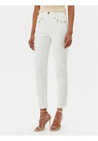 Artigli - ARTIGLI Jeansy ADDE002564 058 Biały Slim Fit. Kolor: biały