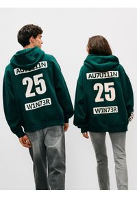 Sinsay - Bluza z kapturem - zielony. Typ kołnierza: kaptur. Kolor: zielony