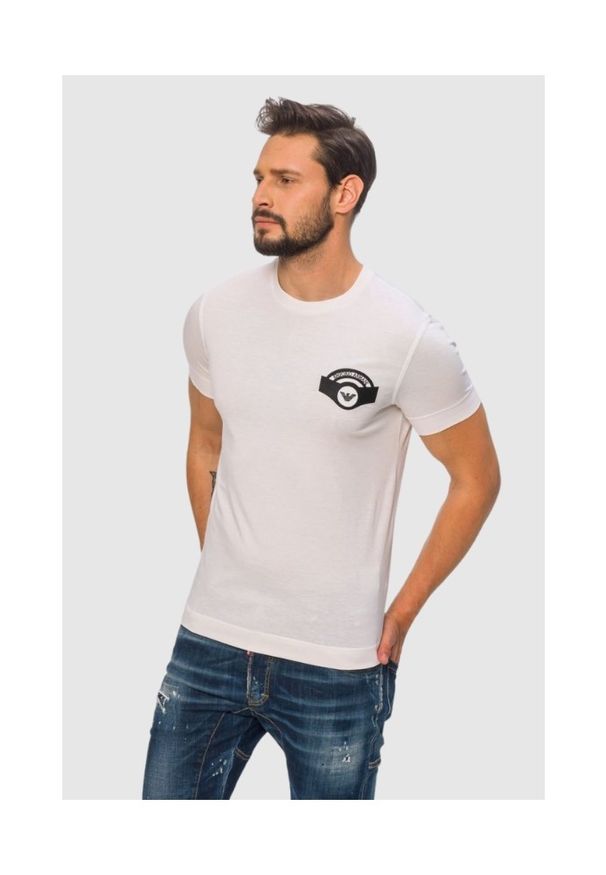 Emporio Armani - EMPORIO ARMANI Biały t-shirt męski z wyszywanym logo, Rozmiar XL. Kolor: biały. Materiał: prążkowany
