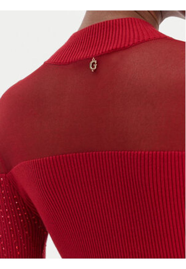 Guess Sukienka dzianinowa W6RK98 Z2YJ2 Czerwony Slim Fit. Kolor: czerwony. Materiał: wiskoza