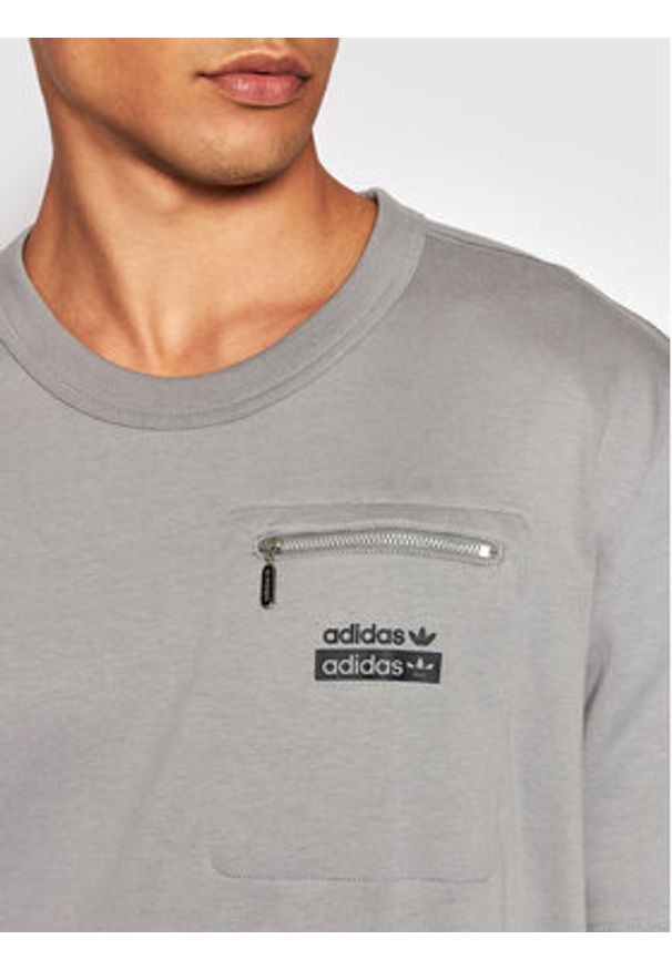 Adidas - adidas T-Shirt R.Y.V. H11470 Szary Loose Fit. Kolor: szary. Materiał: bawełna