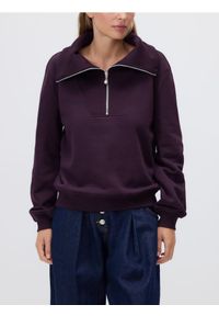 Reserved - Bluza z wysokim golfem - ciemnofioletowy. Typ kołnierza: golf. Kolor: fioletowy. Materiał: bawełna, dzianina