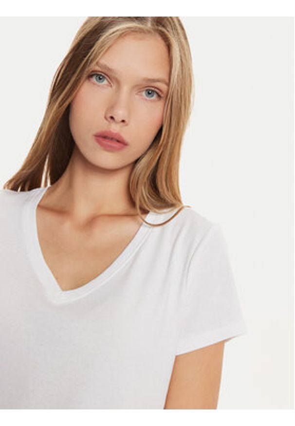Lauren Ralph Lauren - LAUREN RALPH LAUREN T-Shirt ILN62373 Biały Regular Fit. Kolor: biały. Materiał: bawełna