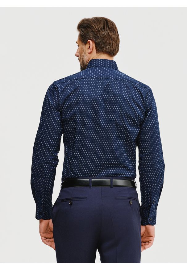 Pako Lorente - PAKO LORENTE – Granatowa koszula męska w mikrowzór. Kolor: niebieski. Materiał: bawełna, elastan. Długość rękawa: długi rękaw. Długość: długie. Sezon: wiosna, lato