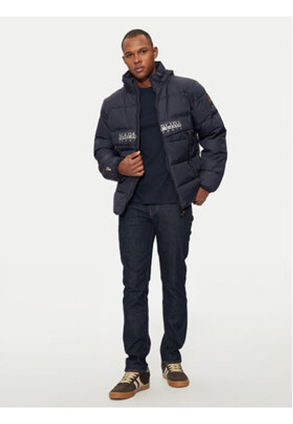 Napapijri Kurtka zimowa NP0A4I23 Granatowy Regular Fit. Kolor: niebieski. Materiał: syntetyk. Sezon: zima