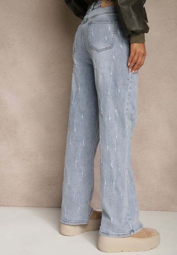 Renee - Niebieskie Jeansy z Bawełny o Szerokim Kroju High Waist Ozdobione Przetarciami Feless. Stan: podwyższony. Kolor: niebieski. Wzór: aplikacja. Sezon: lato