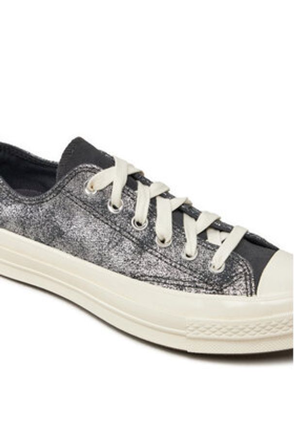 Converse Trampki Chuck 70 Suede Shimmer Ox A10379C Szary. Kolor: szary. Materiał: skóra, zamsz