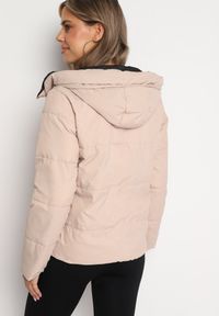 Born2be - Czarna Dwustronna Kurtka Pikowana Ozdobiona Sznurkami Mivvena. Okazja: na co dzień. Kolor: czarny. Materiał: jeans. Długość rękawa: długi rękaw. Długość: długie. Wzór: aplikacja. Styl: casual #2