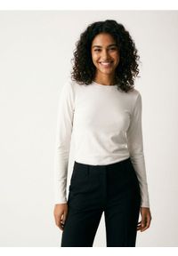 Sinsay - Koszulka poliamidowa z długim rękawem - kremowy. Kolor: kremowy. Materiał: poliamid. Długość rękawa: długi rękaw. Długość: długie