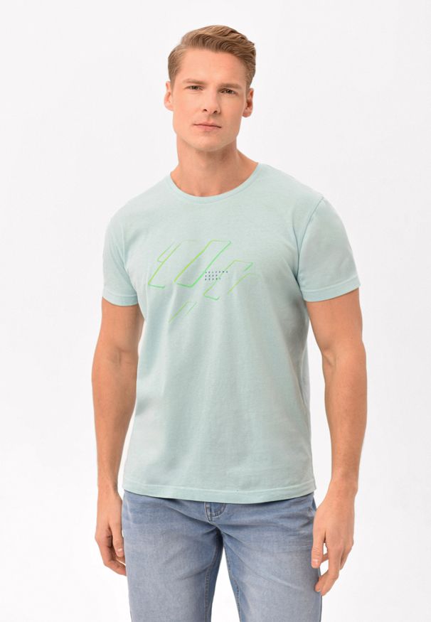 Volcano - Bawełniany t-shirt z printem T-LASER. Okazja: na co dzień. Materiał: bawełna. Długość rękawa: krótki rękaw. Długość: krótkie. Wzór: nadruk. Sezon: lato. Styl: klasyczny, casual