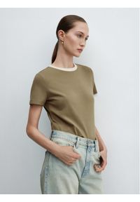 mango - Mango T-Shirt Dolores 67036325 Khaki Regular Fit. Kolor: brązowy. Materiał: bawełna #1