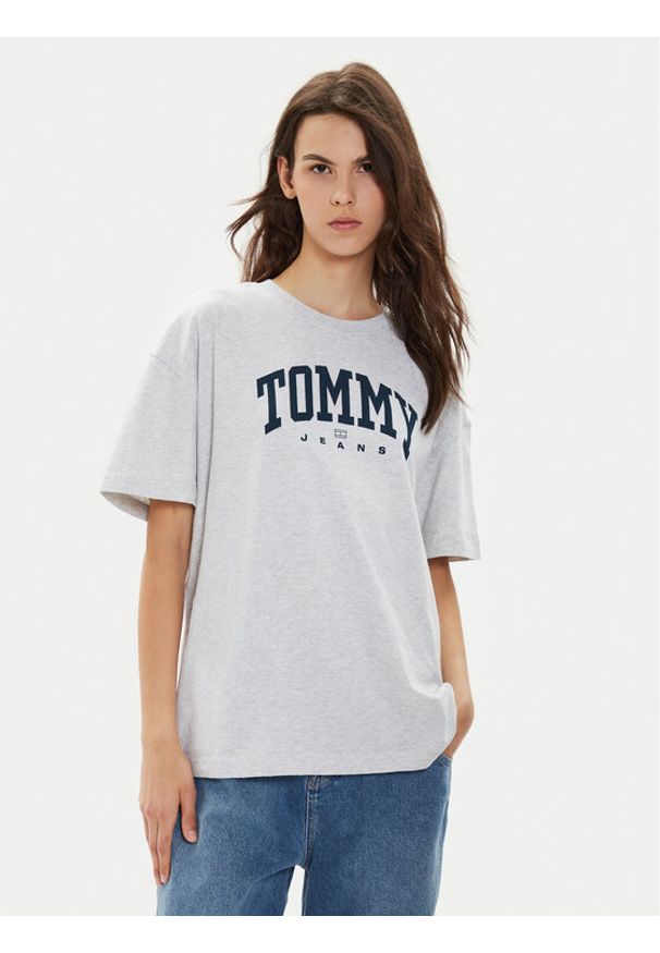 Tommy Jeans T-Shirt Varsity DW0DW18403 Szary Oversize. Kolor: szary. Materiał: bawełna