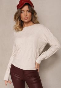 Renee - Jasnobeżowy Sweter z Wiskozą Bawełną i Tłoczonym Wzorem Zeiatha. Okazja: na co dzień, na spotkanie biznesowe, na imprezę. Kolor: beżowy. Materiał: bawełna, wiskoza. Styl: klasyczny, casual, elegancki, biznesowy #3