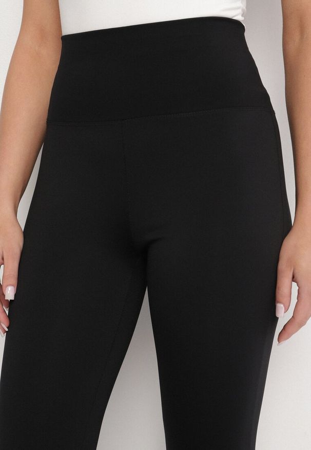 Born2be - Czarne Legginsy o Kroju Dzwonów z Wysokim Stanem Talliara. Okazja: na spacer. Stan: podwyższony. Kolor: czarny. Styl: sportowy