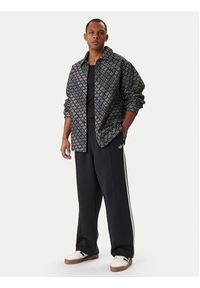 Adidas - adidas Koszula jeansowa Monogram KC6379 Szary Loose Fit. Kolor: szary. Materiał: bawełna #3