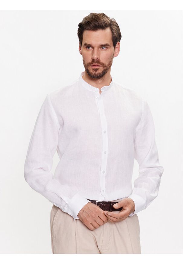 Casual Friday Koszula 20504334 Biały Regular Fit. Okazja: na co dzień. Kolor: biały. Materiał: len. Styl: casual