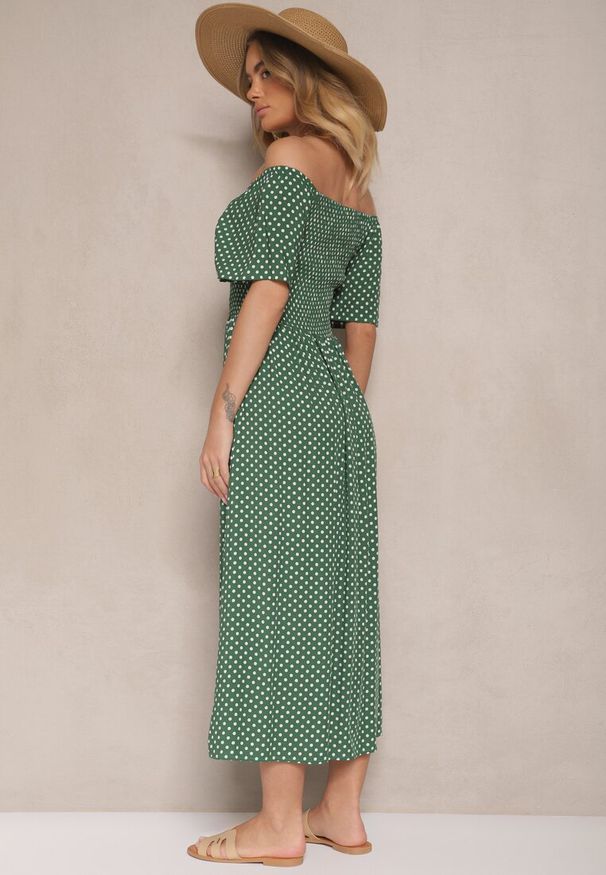 Renee - Zielona Bawełniana Sukienka o Rozkloszowanym Kroju Zdobiona Printem w Groszki Lisanovia. Okazja: na co dzień. Kolor: zielony. Materiał: bawełna. Długość rękawa: krótki rękaw. Wzór: nadruk, aplikacja, grochy. Typ sukienki: proste, rozkloszowane. Styl: casual, elegancki