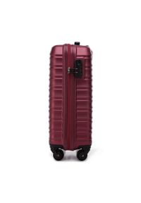 Wittchen - Mała walizka z zawieszką bordowa. Kolor: czerwony. Materiał: guma