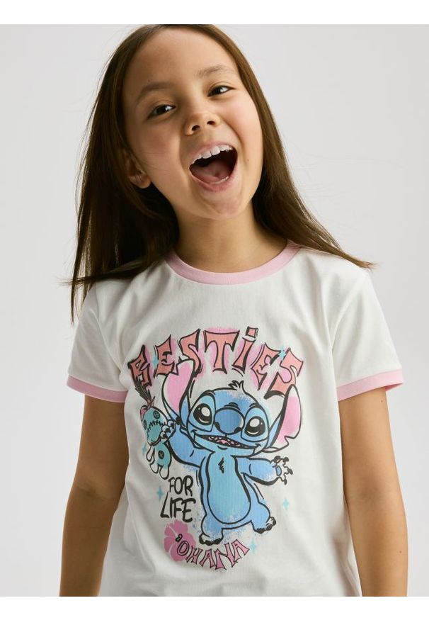 Reserved - T-shirt Lilo i Stitch - złamana biel. Materiał: bawełna