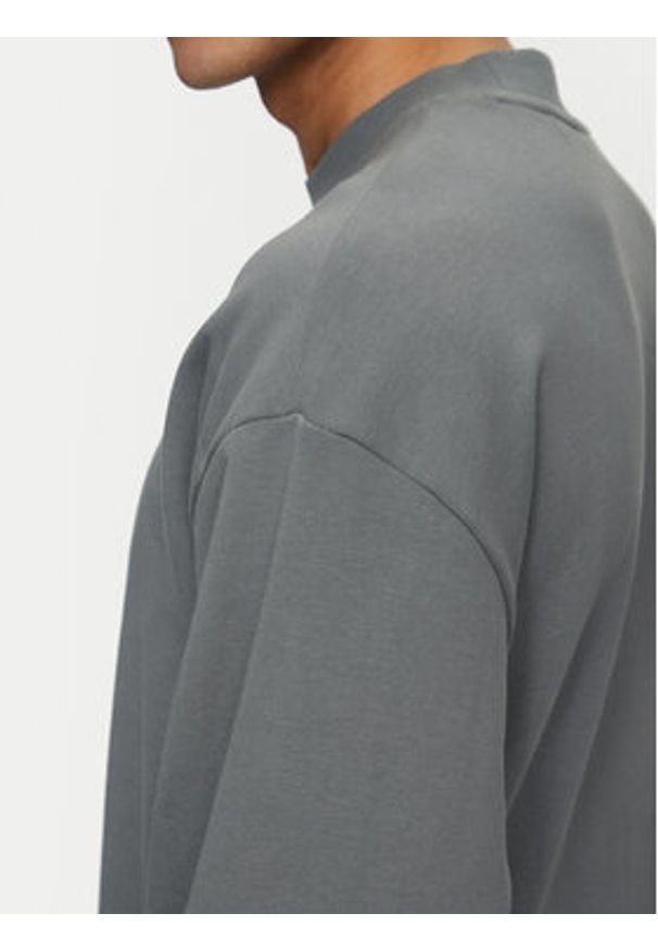 Hugo - HUGO Bluza Dapocrew 50525892 Szary Relaxed Fit. Kolor: szary. Materiał: bawełna