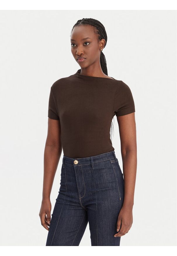 Guess Bluzka W6RP16 KD012 Brązowy Regular Fit. Kolor: brązowy. Materiał: syntetyk