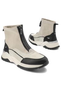 Białe Botki Mustang Ocieplane Obuwie Damskie. Okazja: na co dzień. Zapięcie: zamek. Kolor: biały. Materiał: materiał, syntetyk. Styl: casual #5