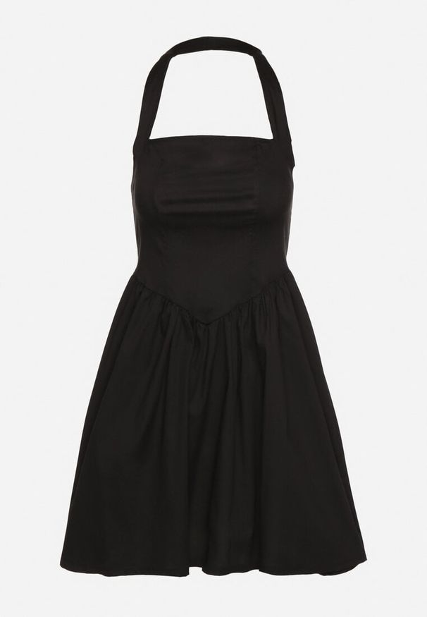 Born2be - Czarna Bawełniana Sukienka Rozkloszowana na Szyję Kolaniela. Okazja: na co dzień. Kolor: czarny. Materiał: bawełna. Sezon: wiosna. Typ sukienki: proste. Styl: elegancki, casual