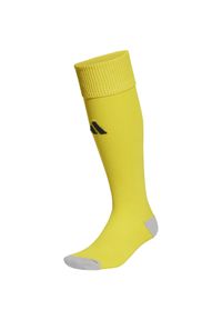 Getry piłkarskie Adidas Milano 23. Kolor: żółty. Sport: piłka nożna