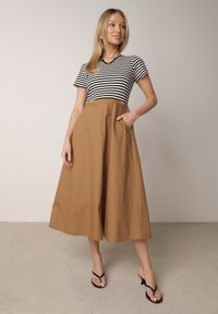 Born2be - Czarno-Beżowa Rozkloszowana Sukienka z Bawełny Imitująca Bluzkę w Paski i Spódnicę Chathusa. Okazja: na co dzień. Kolor: czarny. Materiał: bawełna. Wzór: paski. Sezon: lato. Typ sukienki: rozkloszowane, proste. Styl: casual, klasyczny #1