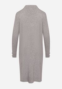 Born2be - Jasnoszara Sweterkowa Sukienka z Modalem i Wiskozą Ozdobiona Guzikami Hesalttia. Okazja: na co dzień. Kolor: szary. Materiał: wiskoza. Długość rękawa: długi rękaw. Wzór: aplikacja. Typ sukienki: proste. Styl: casual, elegancki #6