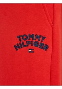 TOMMY HILFIGER - Tommy Hilfiger Spodnie dresowe KG0KG07806 Czerwony Regular Fit. Kolor: czerwony. Materiał: bawełna #2