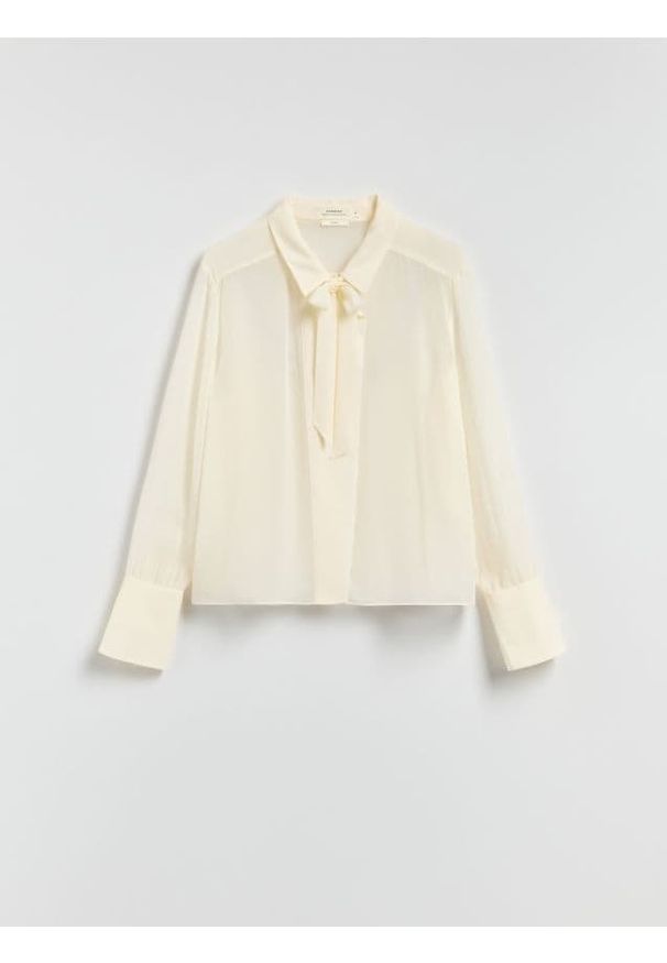 Reserved - Jedwabna koszula z wiązaniem - złamana biel. Materiał: jedwab