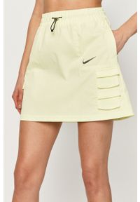 Nike Sportswear - Spódnica. Okazja: na co dzień. Kolor: zielony. Materiał: tkanina, materiał. Wzór: gładki. Styl: casual #1