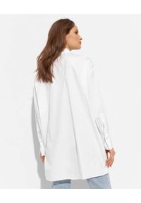 EMANOU - Biała klasyczna koszula Solange. Kolor: biały. Materiał: bawełna. Styl: klasyczny