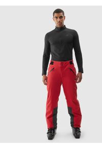 4f - Spodnie narciarskie membrana Dermizax 20000 męskie - czerwone. Kolor: czerwony. Materiał: materiał, poliester, dzianina. Technologia: Dermizax. Sezon: zima. Sport: narciarstwo