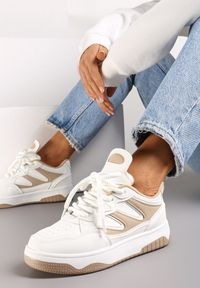 Renee - Biało-Beżowe Sneakersy przed Kostkę na Platformie z Wstawkami Losia. Wysokość cholewki: przed kostkę. Kolor: beżowy. Obcas: na platformie #1