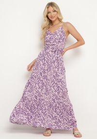 Born2be - Fioletowa Sukienka z Wiskozy na Ramiączkach z Gumką w Pasie i Materiałowym Paskiem Stralia. Okazja: na co dzień. Kolor: fioletowy. Materiał: materiał, wiskoza. Długość rękawa: na ramiączkach. Styl: casual, elegancki #1