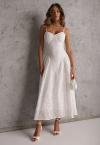 Renee - Biała Bawełniana Sukienka Ażurowa o Rozkloszowanym Fasonie na Ramiączkach Samesi. Okazja: na spacer, na co dzień. Kolor: biały. Materiał: bawełna. Długość rękawa: na ramiączkach. Wzór: ażurowy. Sezon: lato. Styl: casual, elegancki #6