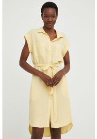 Answear Lab sukienka z lnem kolor żółty mini prosta. Okazja: na co dzień. Kolor: żółty. Materiał: len. Długość rękawa: krótki rękaw. Typ sukienki: proste. Styl: wakacyjny. Długość: mini