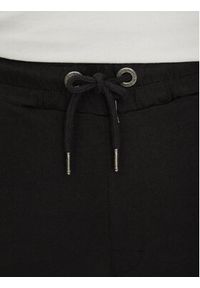 Alpha Industries Szorty sportowe 116366 Czarny Regular Fit. Kolor: czarny. Materiał: bawełna. Styl: sportowy