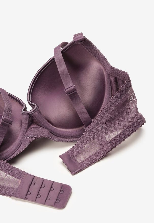 Born2be - Fioletowy Biustonosz z Koronką Push-Up na Regulowanych Ramiączkach Seraine. Kolor: fioletowy. Materiał: koronka. Rodzaj stanika: push-up. Wzór: koronka