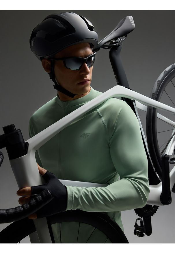 4f - 4F Longsleeve rowerowy szybkoschnący męski - turkusowy XXL. Typ kołnierza: kołnierzyk stójkowy. Kolor: turkusowy. Materiał: dzianina, włókno, materiał, syntetyk. Długość rękawa: długi rękaw. Długość: krótkie. Wzór: gładki, ze splotem. Sport: kolarstwo