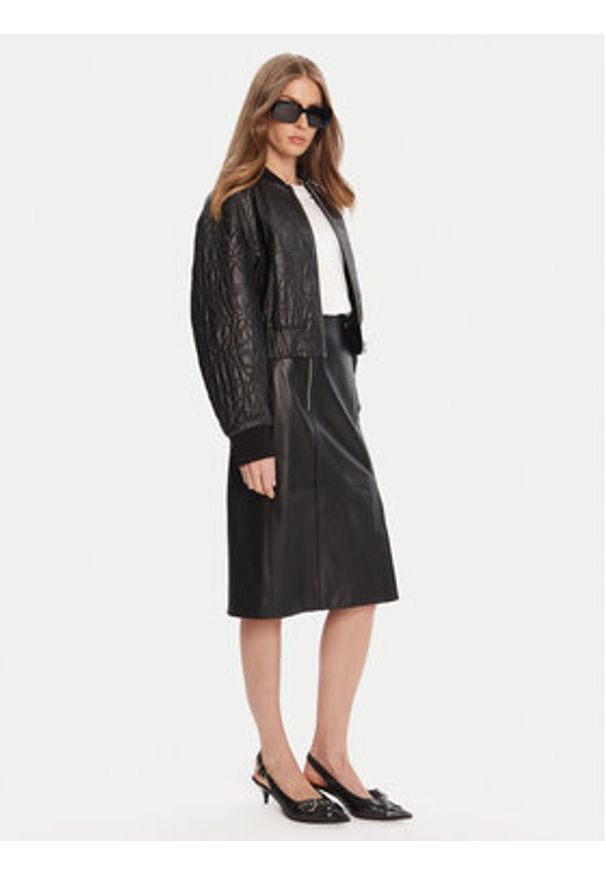 Hugo - HUGO Kurtka skórzana Lesana 50542331 Czarny Relaxed Fit. Kolor: czarny. Materiał: skóra